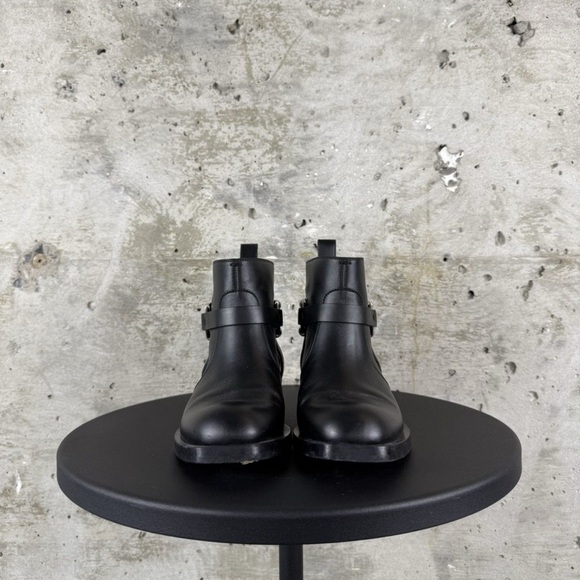 Gucci Black Leather Buckle Boots - Picture 4 of 9